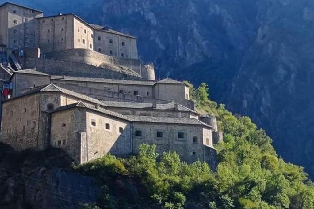 Appartamento Di Montagna Lo Grop Chambave ภายนอก รูปภาพ